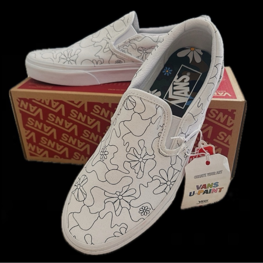 🌼🌸VANS CLASSIC SLIP-ON “U-PAINT” “THE DAISY”🌼🌸